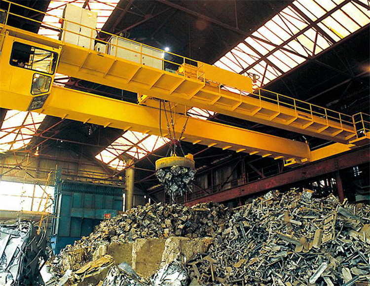 Electromagnetic Crane for Steel Slag